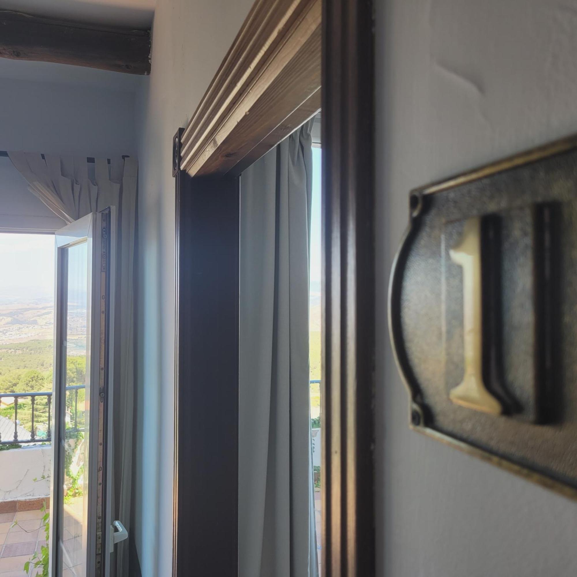 Hotel El Balcon De Las Nieves La Zubia  Eksteriør bilde